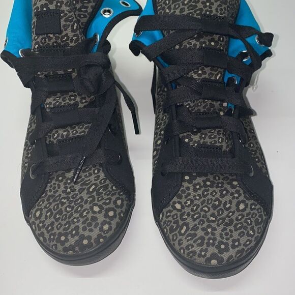 KEDS SHOES WOMEns sz 7.5 New - Picture 2 of 7